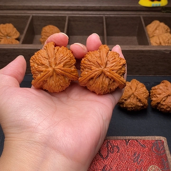 落***提把件文玩核桃白奔