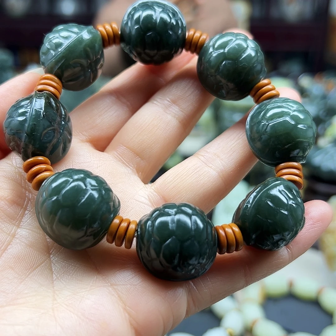 和田玉未镶嵌手串