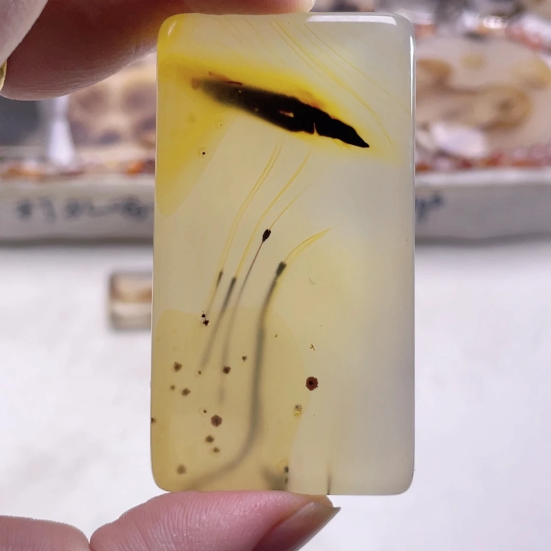 玛瑙/玉髓未镶嵌珠宝奇石