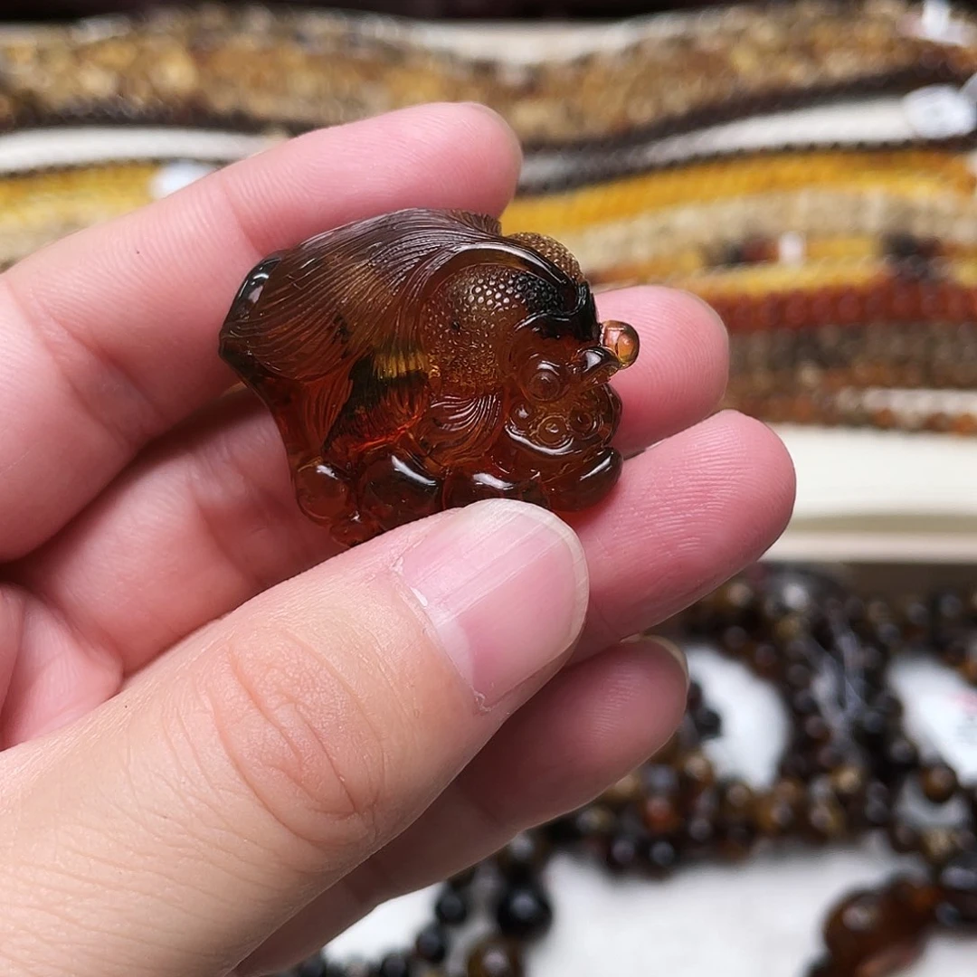 未镶嵌颈饰琥珀毛*大