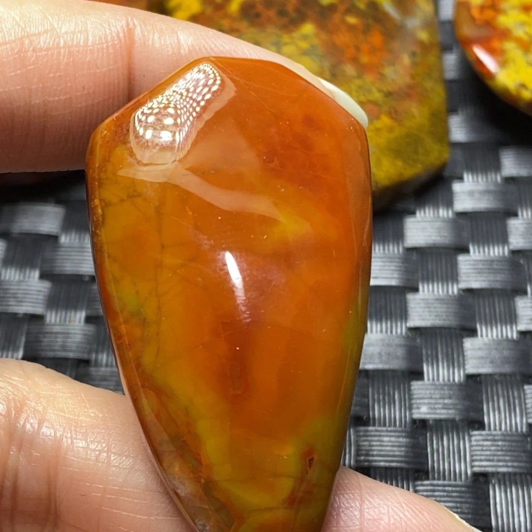 玛瑙/玉髓挂件未镶嵌