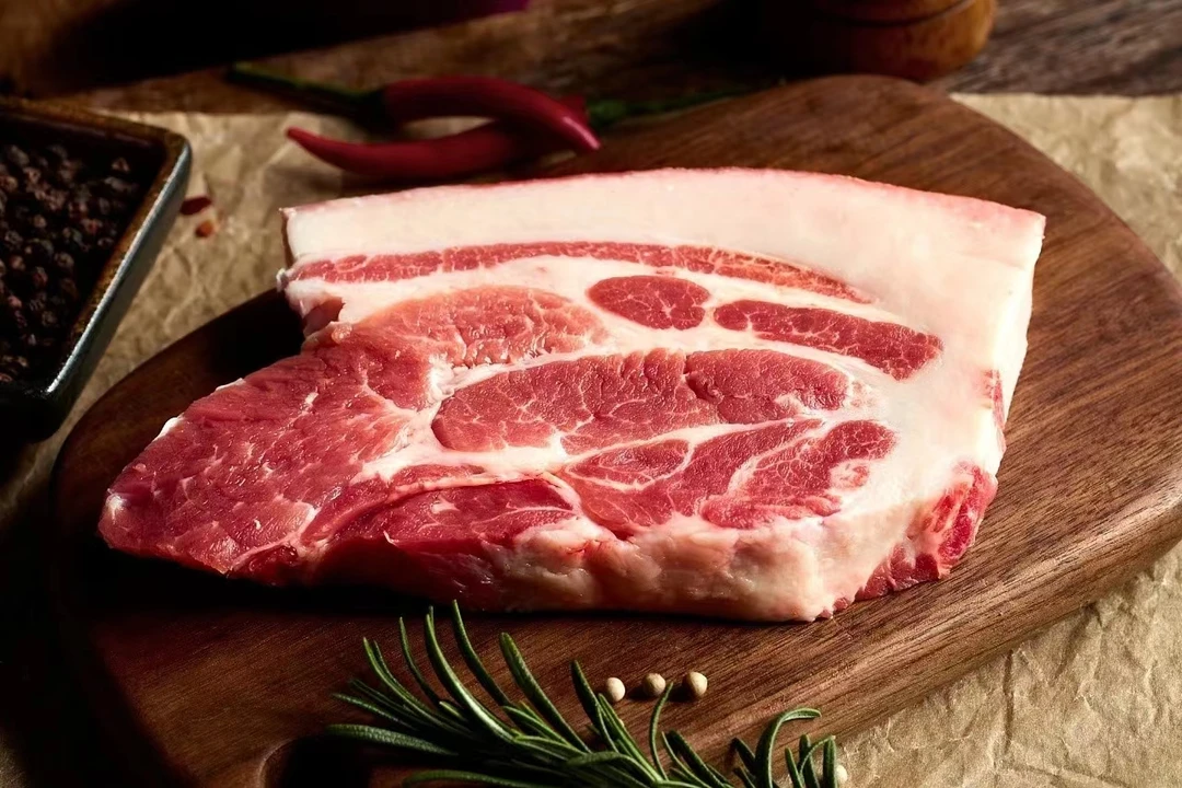 新鲜藏香猪肉农村散养一年半正宗藏香猪顺丰包邮