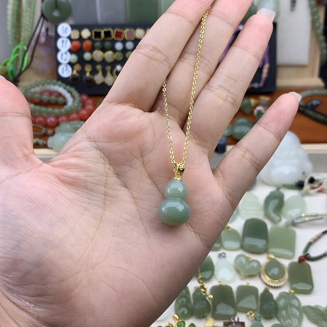 和田玉银S925镶嵌吊坠(赠链)