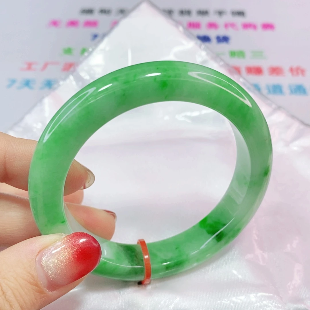 未镶嵌手镯翡翠55圈细腻