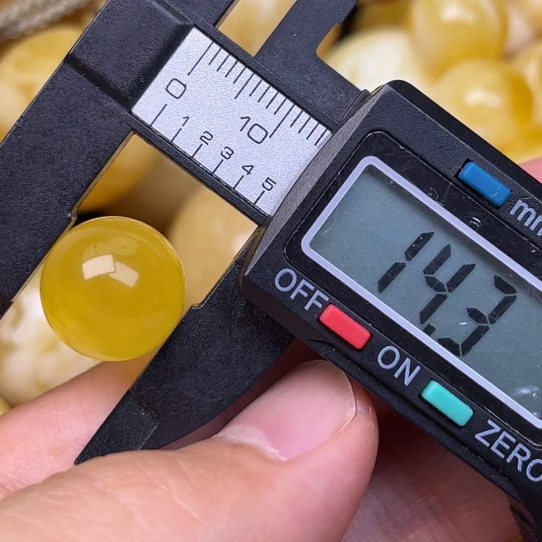 未镶嵌蜜蜡裸石蜜蜡