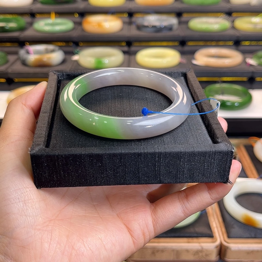 和田玉未镶嵌手镯紫翠56+