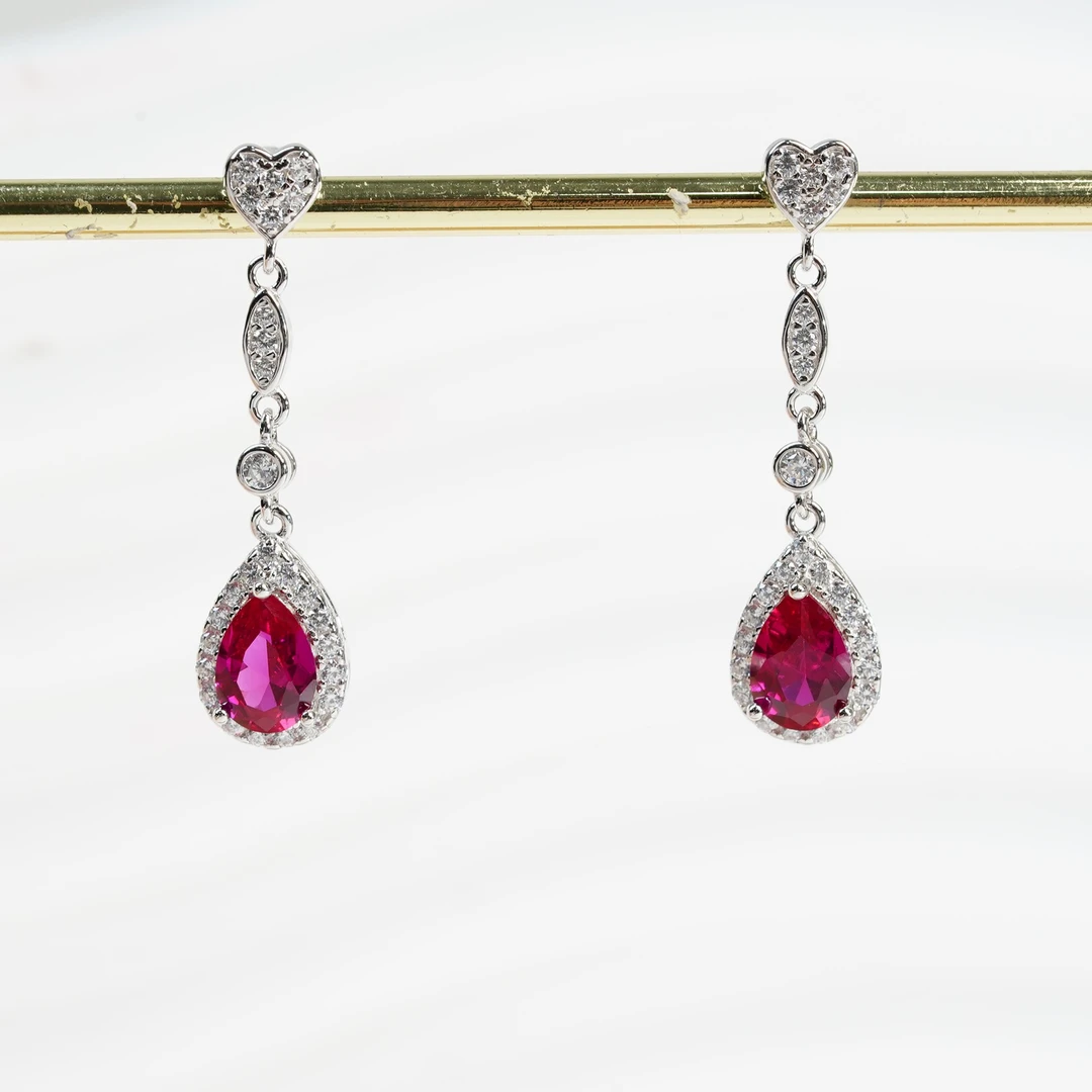 合成（培育）红宝石【小北好物】S925银耳钉17QH199X48【多样性】