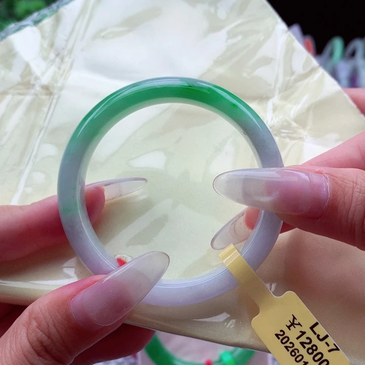 翡翠未镶嵌手镯翡翠