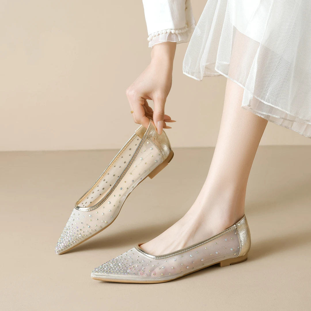 仙女风软底温柔水钻低跟鞋镂空蕾丝大码女鞋41到43网纱单鞋女平底