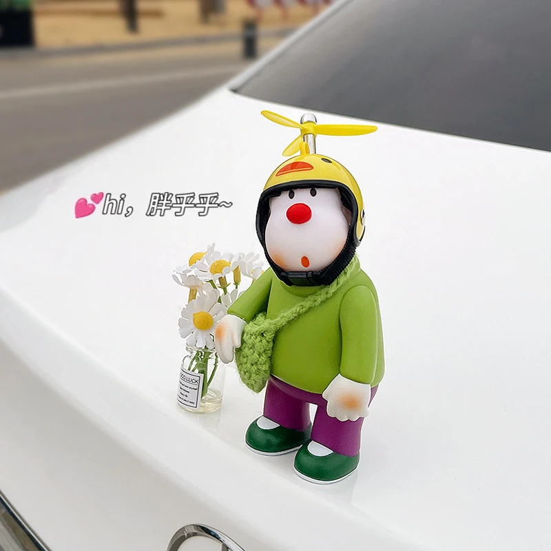 2025新款胖虎车载摆件汽车装饰品车顶尾部玩偶车外部公仔挂件女生