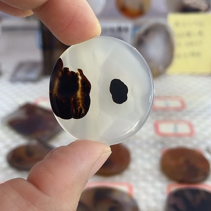 玛瑙/玉髓未镶嵌颈饰