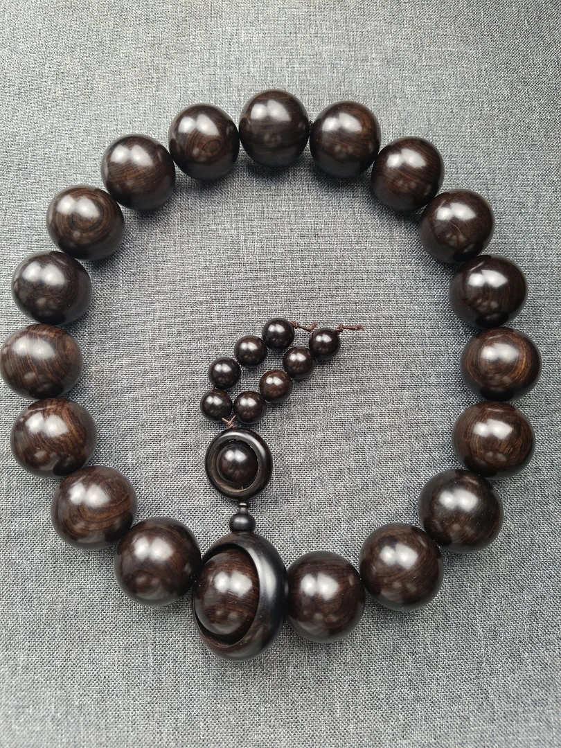 紫光檀首持卡3.5*19颗跑环款精抛无瑕疵