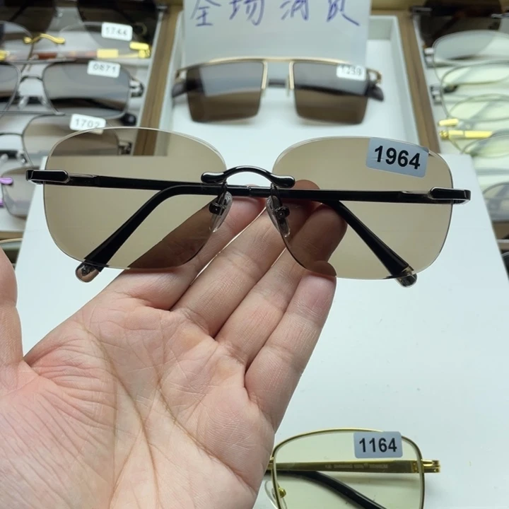 茶水晶方圆款 1964