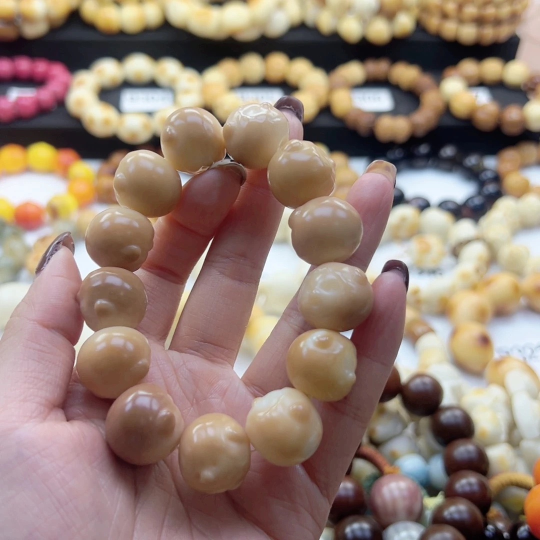 吊坠白玉菩提19卡干车干磨菩提羊头