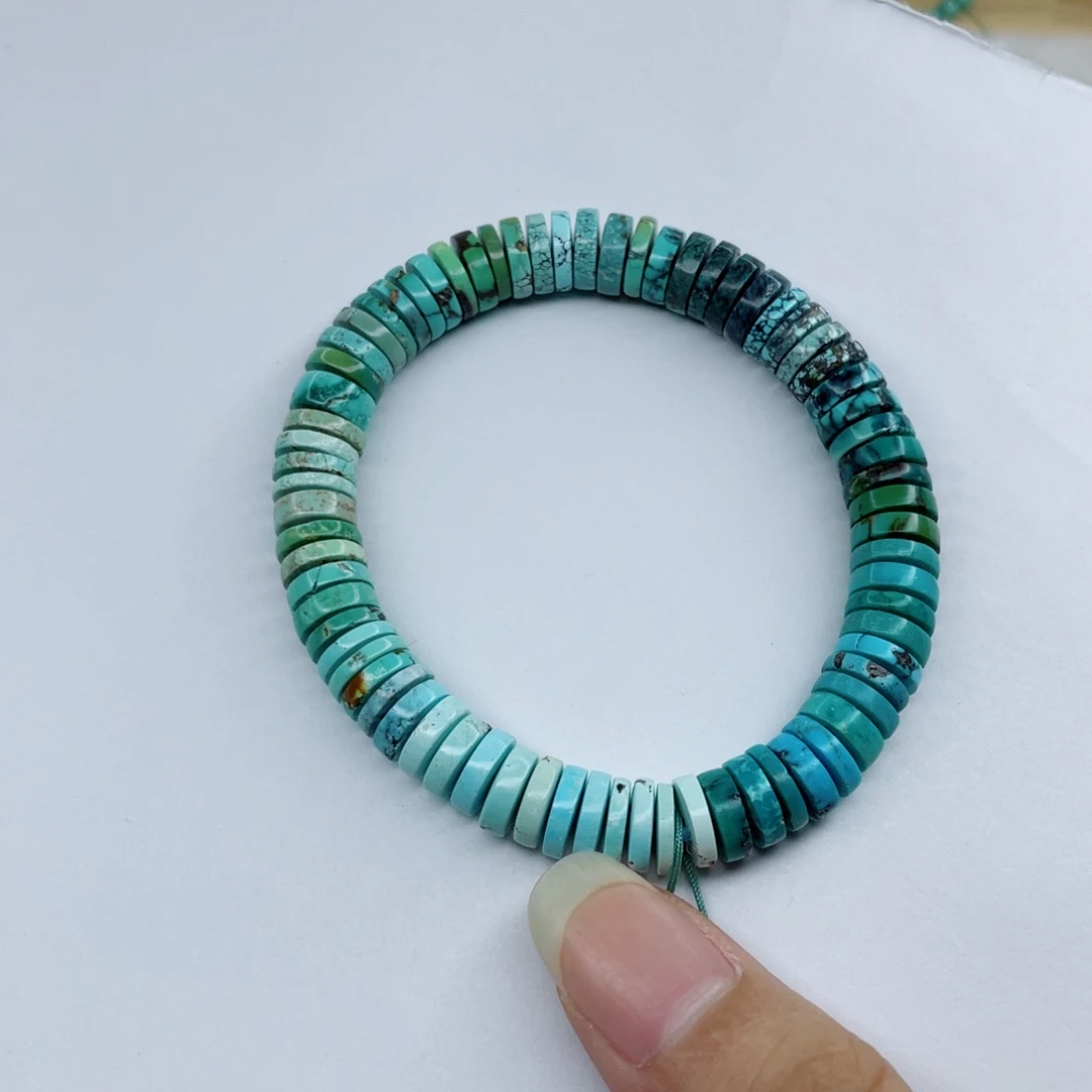 绿松石未镶嵌颈饰