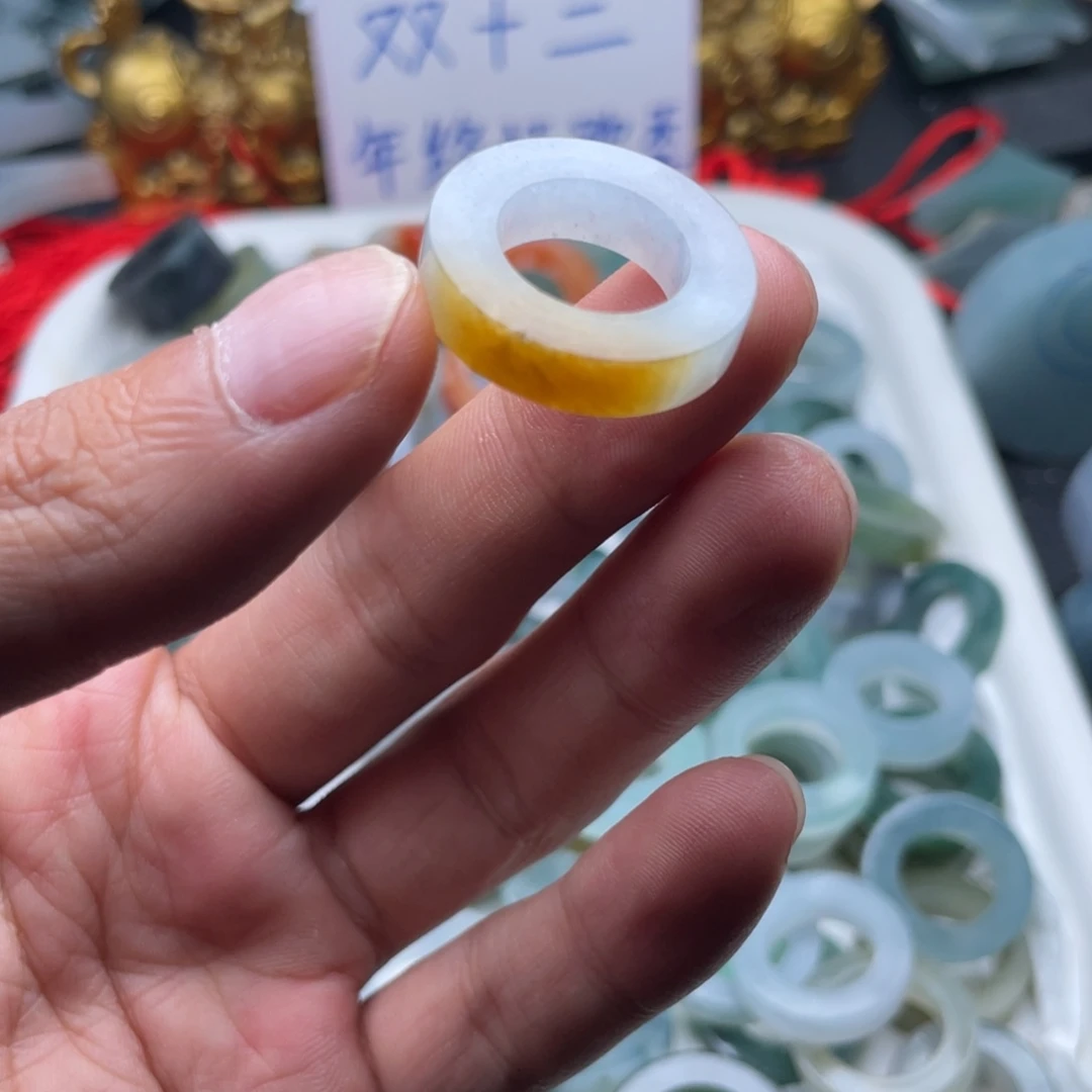 定制翡翠未镶嵌天然翡翠