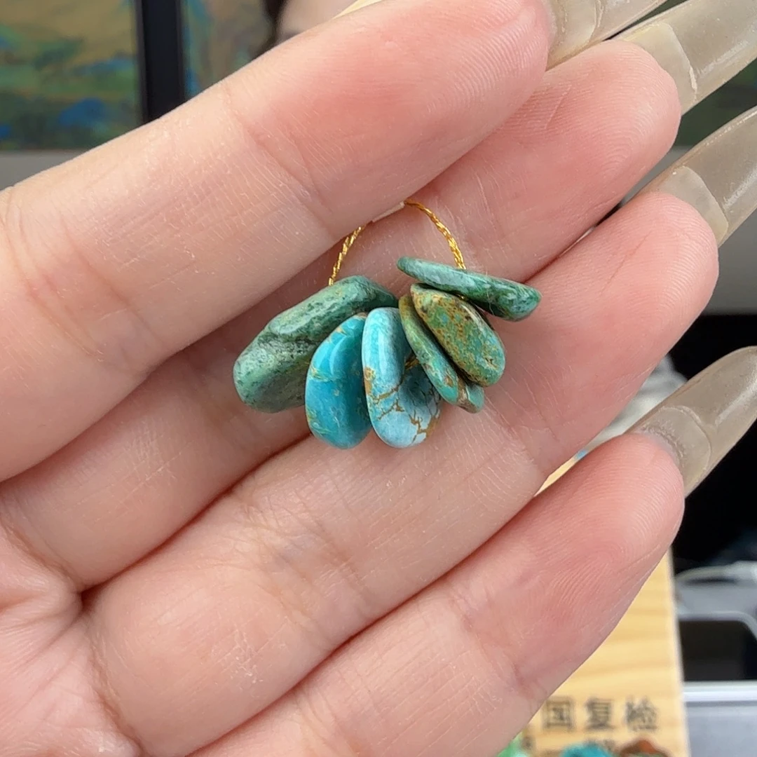 绿松石未镶嵌珠宝奇石