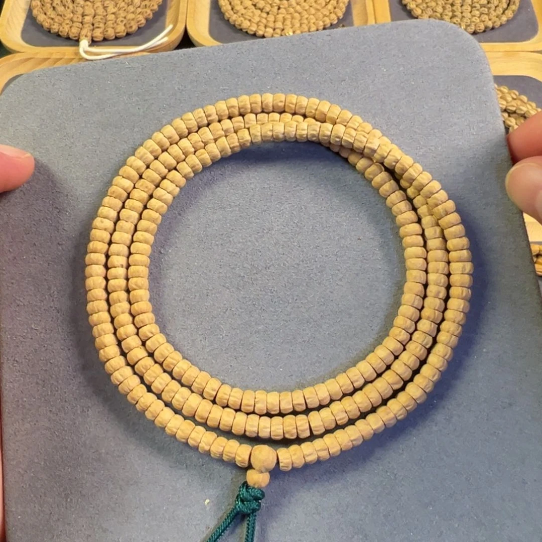 【闪购商品】吊坠柏香籽/百香籽热振黄油皮药片1号