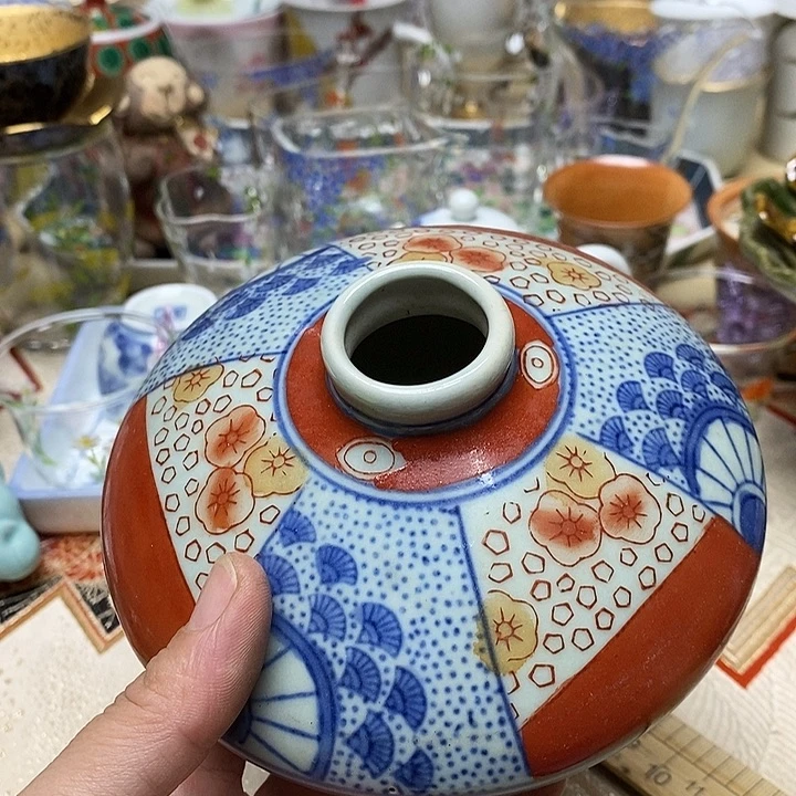 茶壶紫砂杯子的味道就好像被风雨浸得