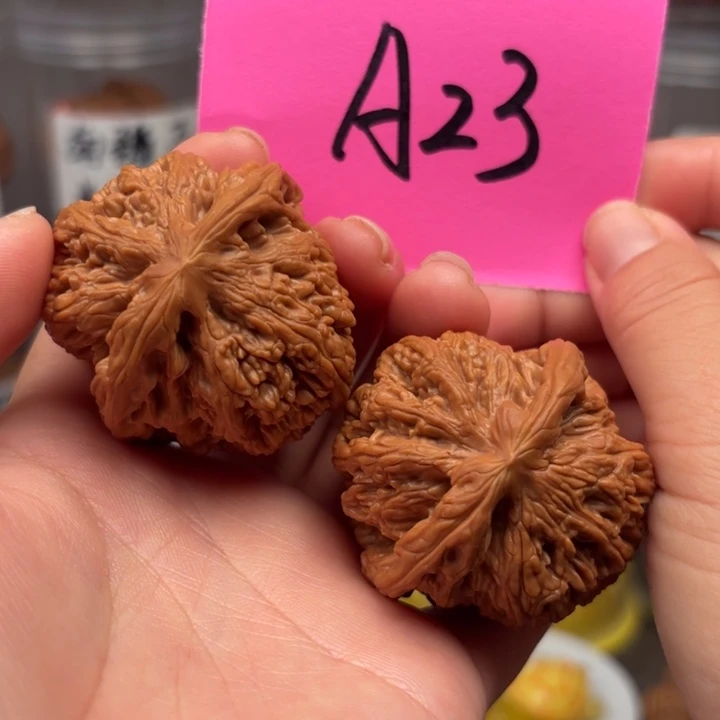 吊坠桃核44粗筋11111