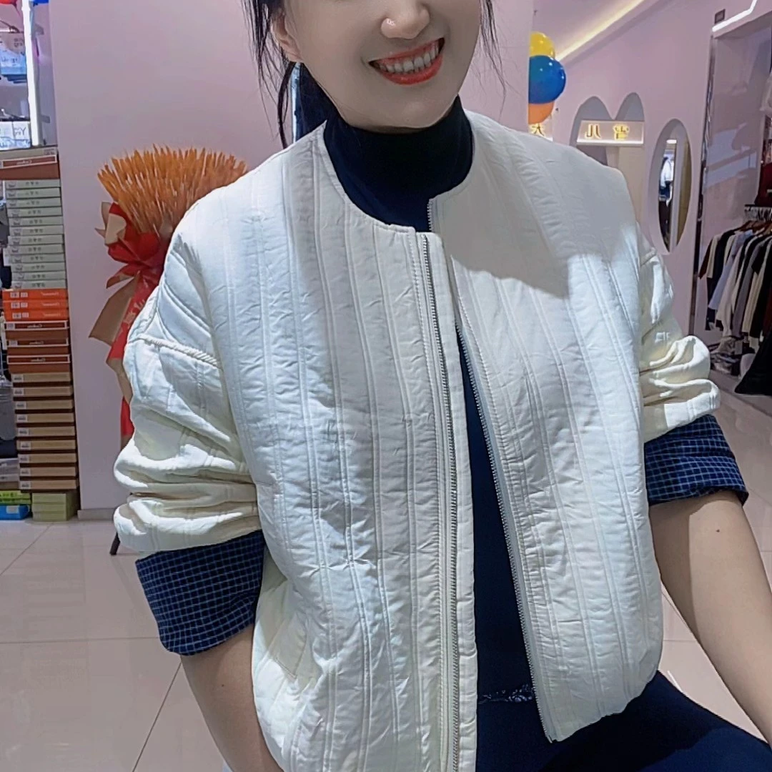 霞霞家潮流压个棉圆领外套