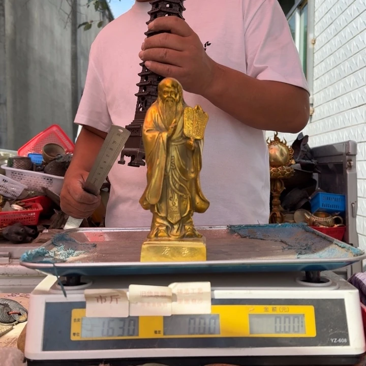711 铜器物品理性消费