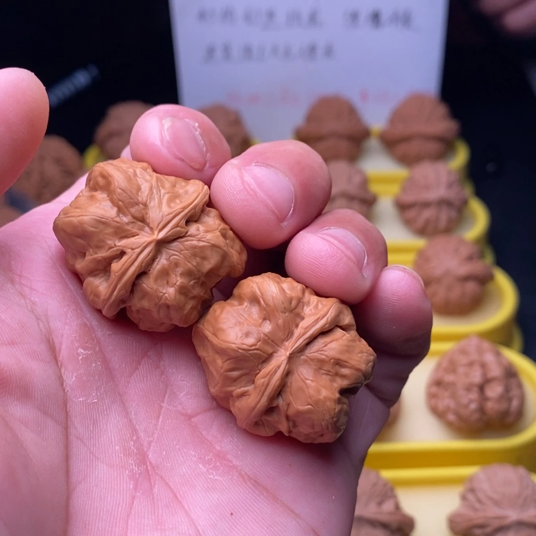 黑***化桃核吊坠蛤蟆异形尺寸29