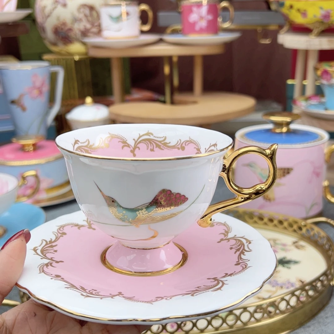 易*杯碟…………………..