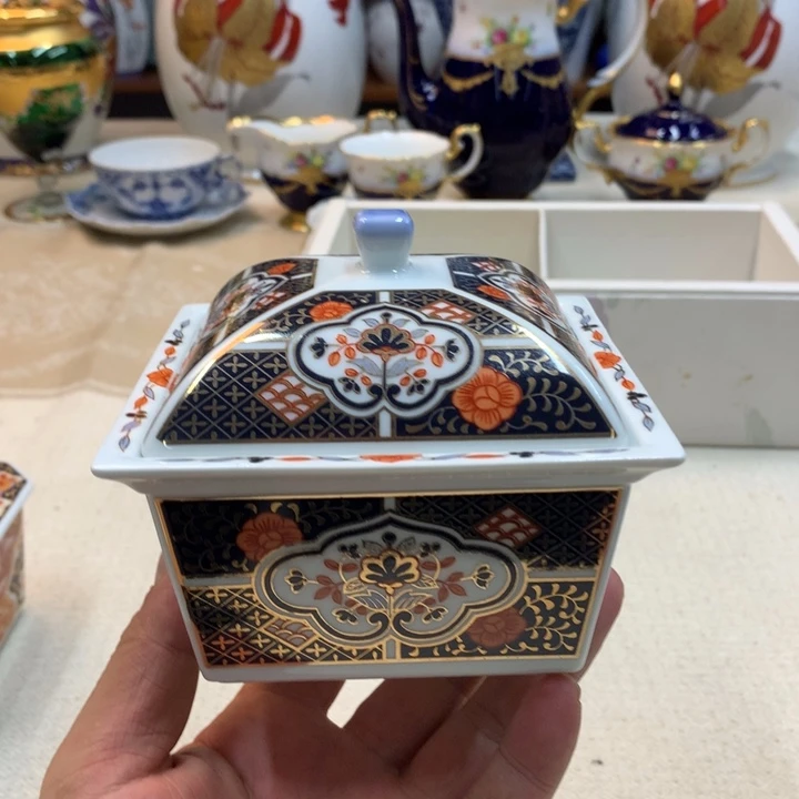 紫砂金瓷阁精品瓷器店