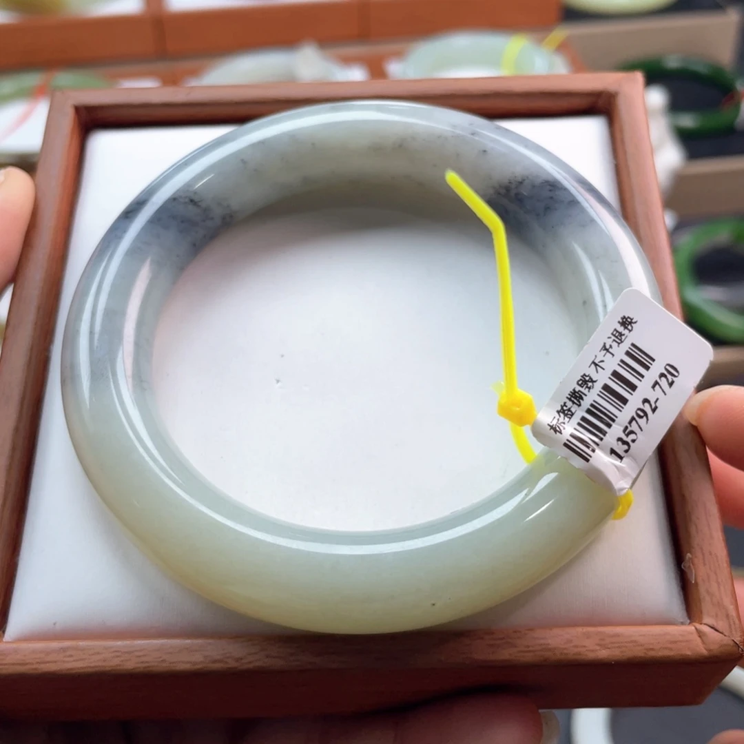 【闪购商品】未镶嵌手镯和田玉链接62。61-62