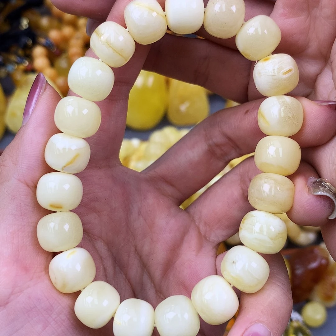 未镶嵌琥珀珠宝奇石