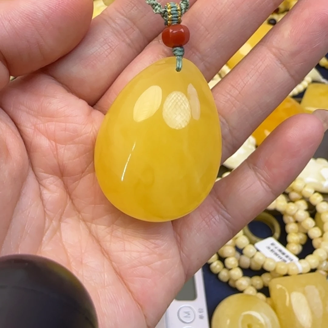 未镶嵌颈饰蜜蜡天然蜜蜡