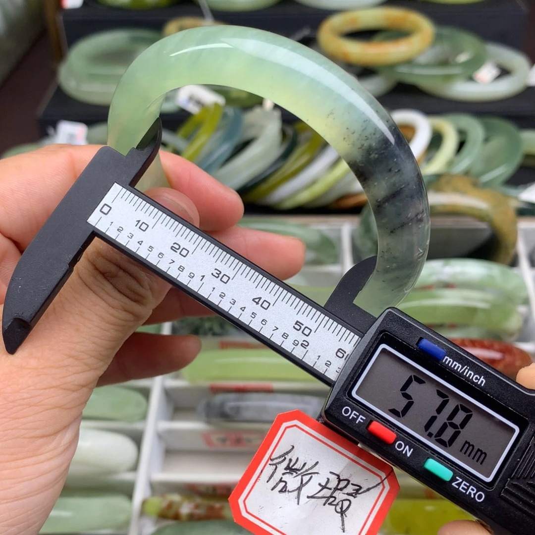 未镶嵌蛇纹石玉手镯495