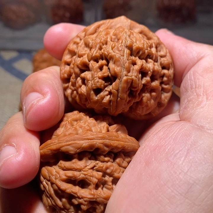 迪***文玩核桃吊坠核桃