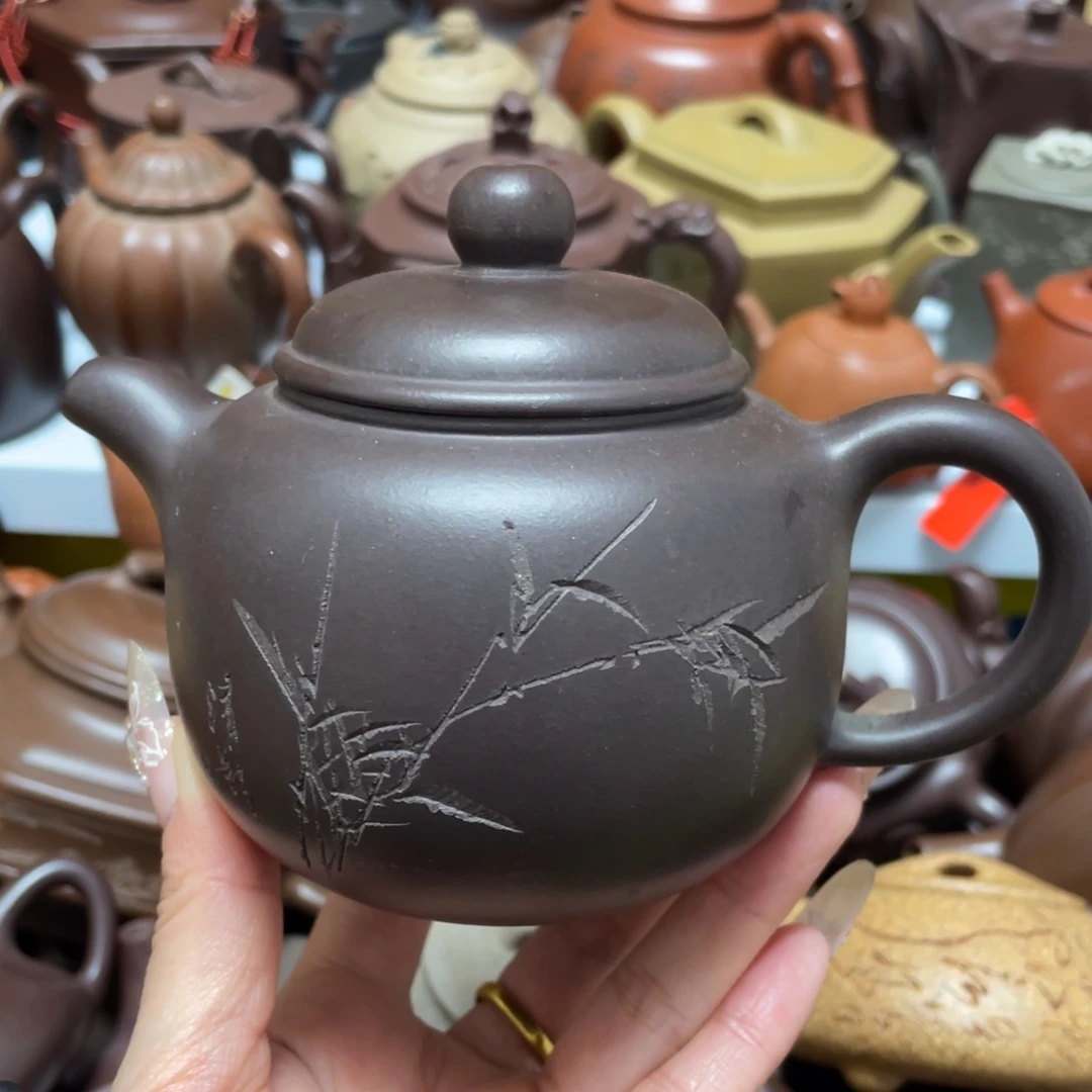 茶壶底槽青紫砂艺术作品