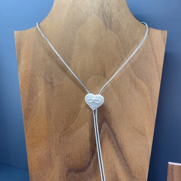 非金属亚克力项链 F656桃心抽拉项链