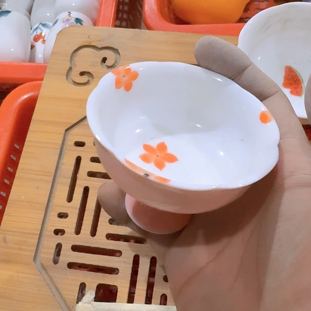 瑕疵茶具。介意勿拍