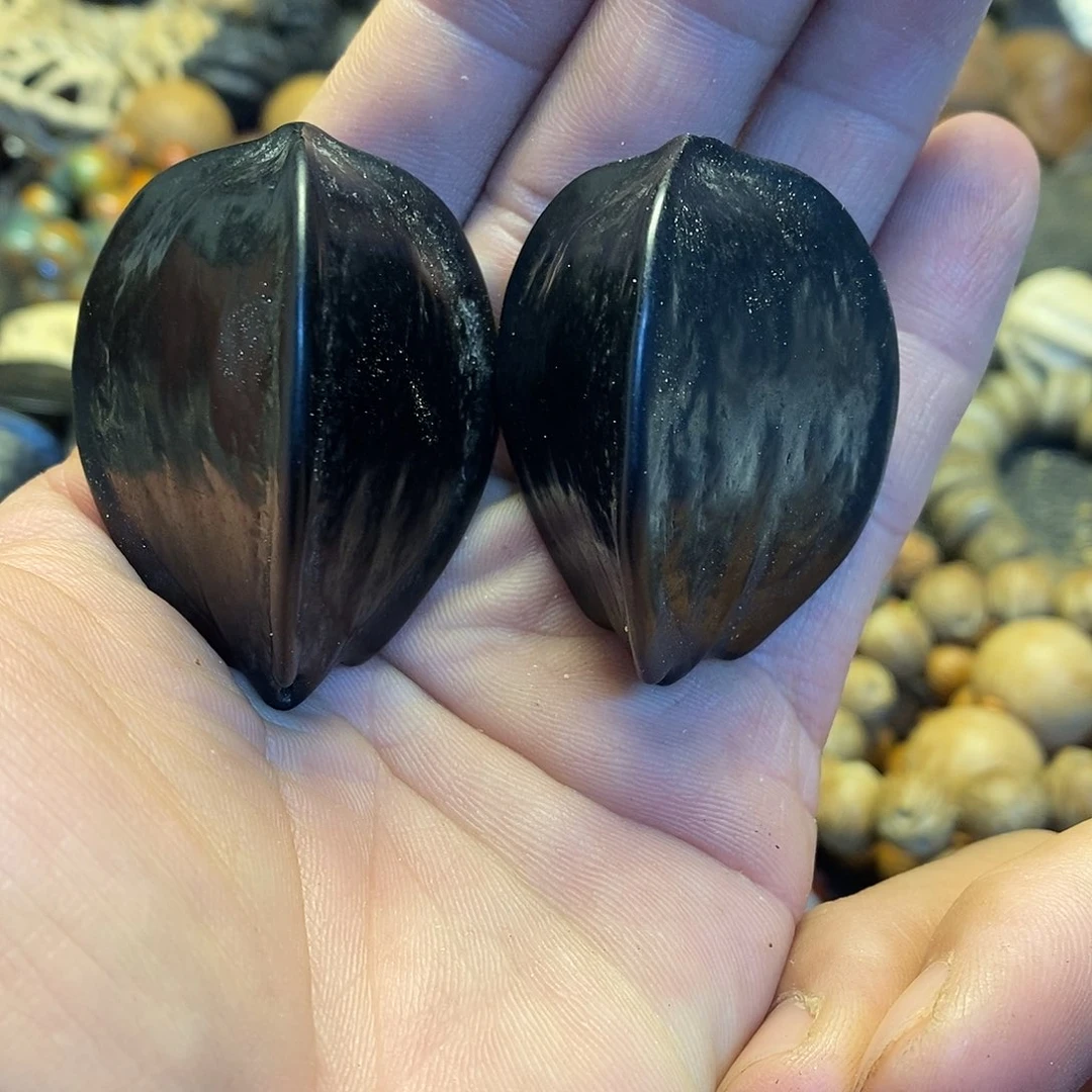 吊坠橄榄核大黑三角橄榄核