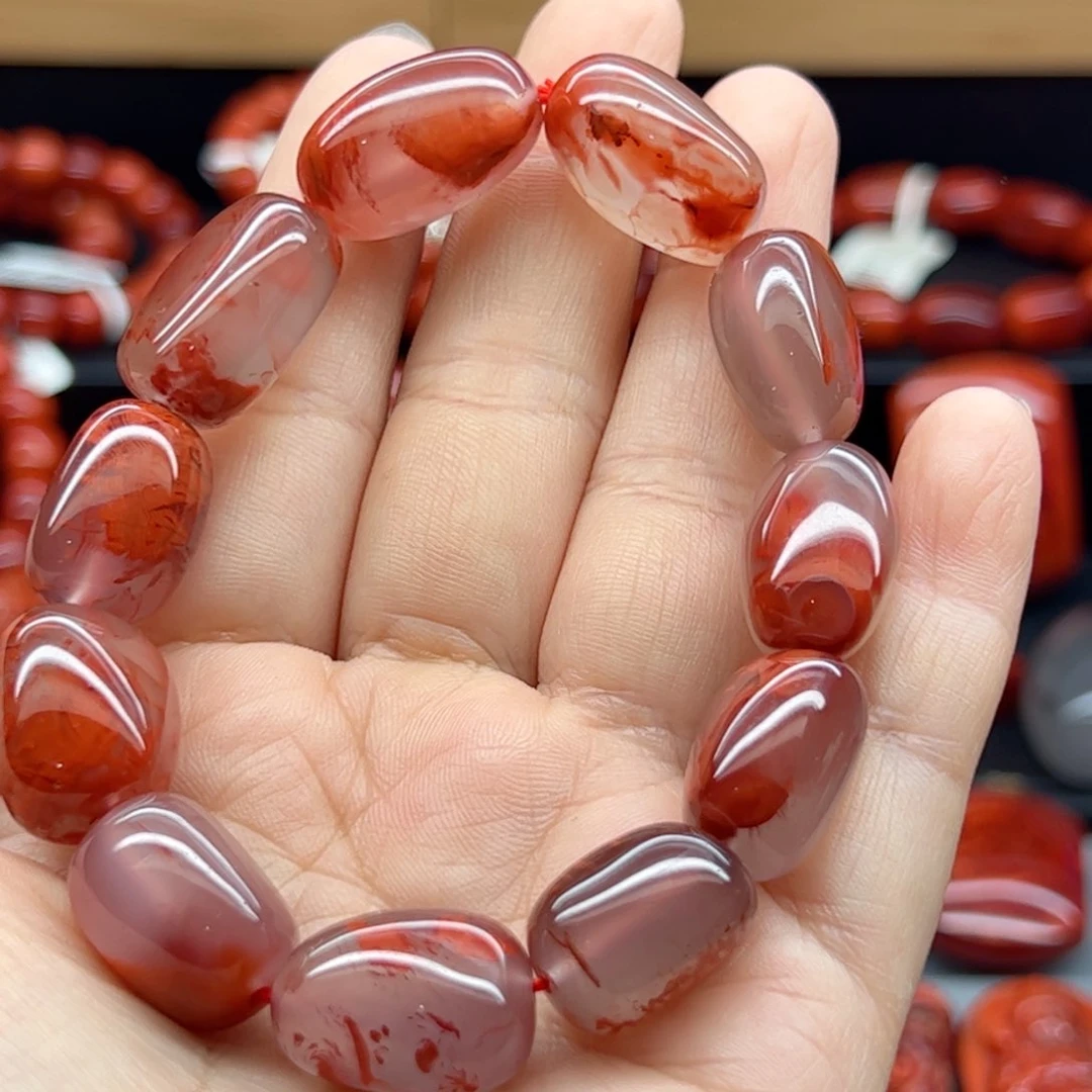 南红玛瑙配饰未镶嵌志**得