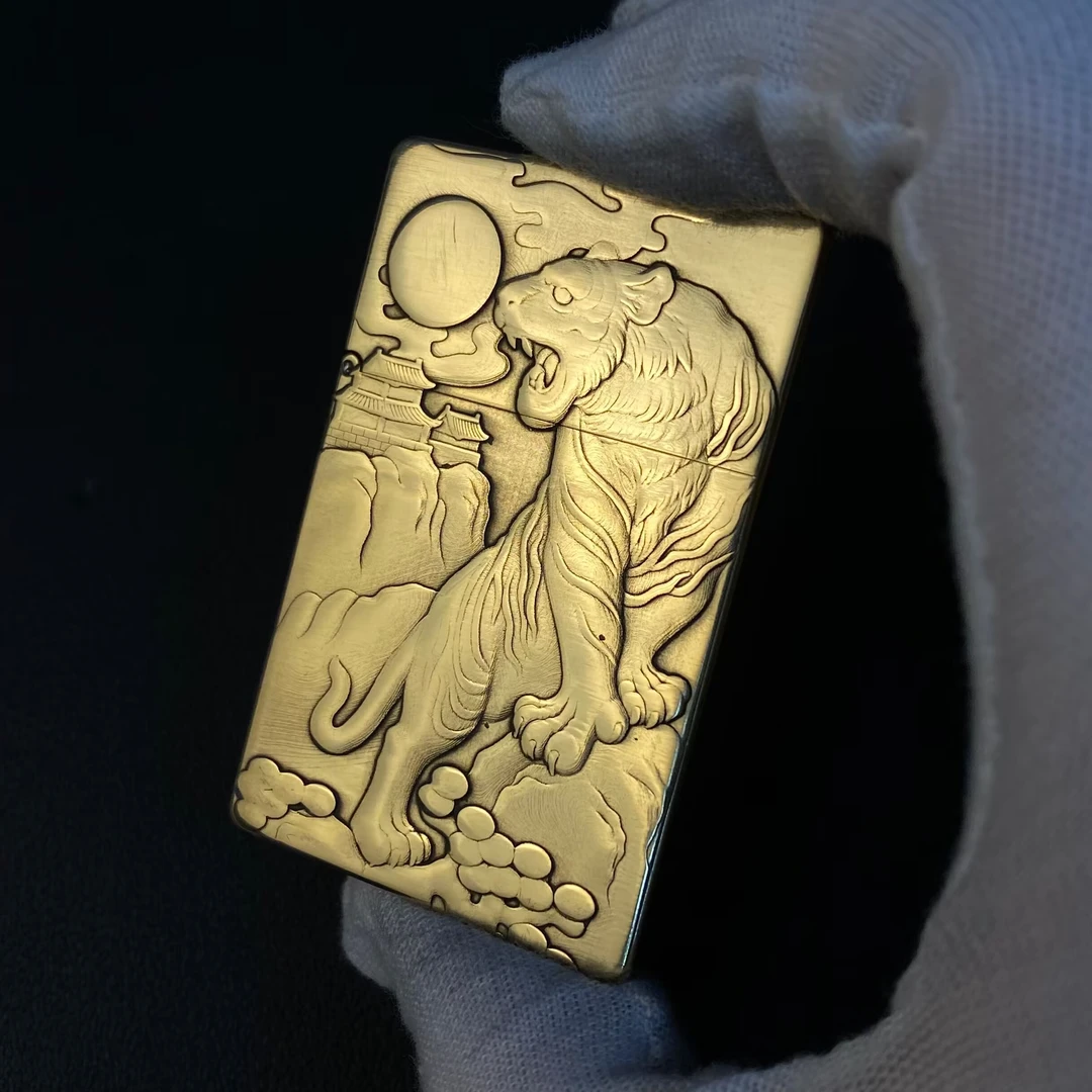 ZORRO佐罗zl8上山虎望日虎打火机一体小重甲密封浮雕摆件平头