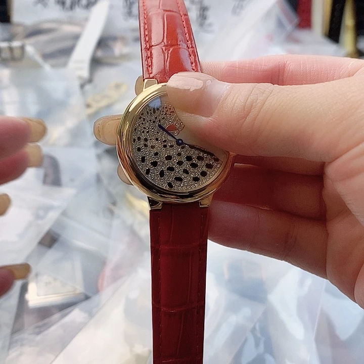 真皮气质优雅大方经典