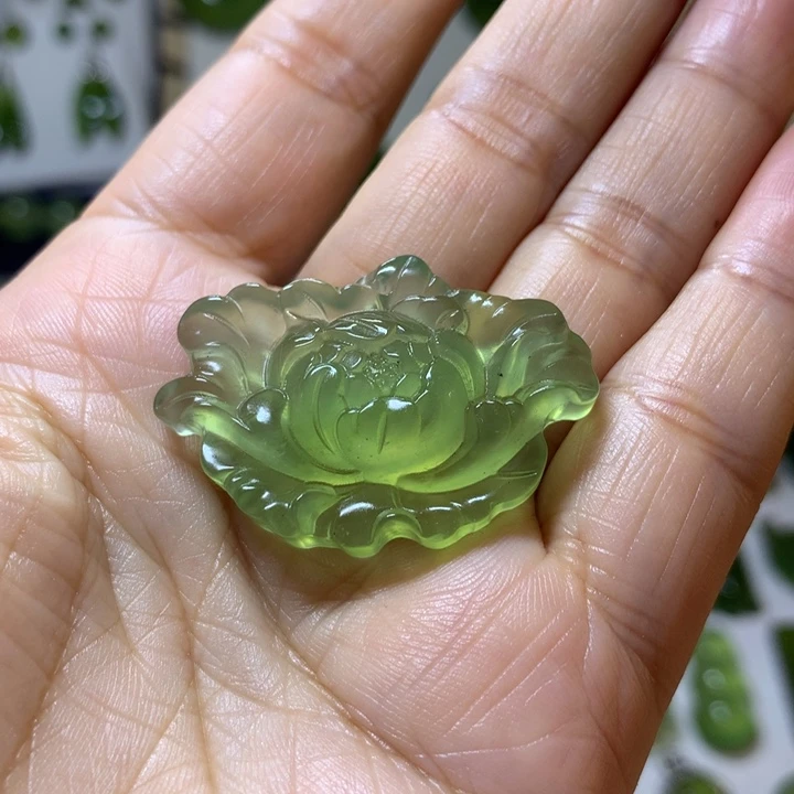 岫玉颈饰未镶嵌吊坠