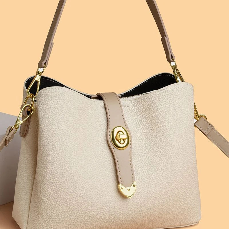 新款时尚简约单肩斜挎包220白色