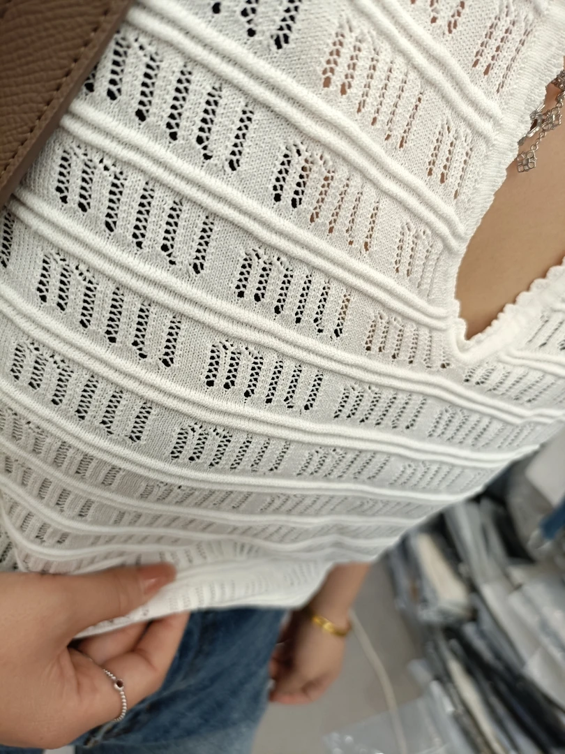 C +YINGER夏季新品镂空翻领短袖