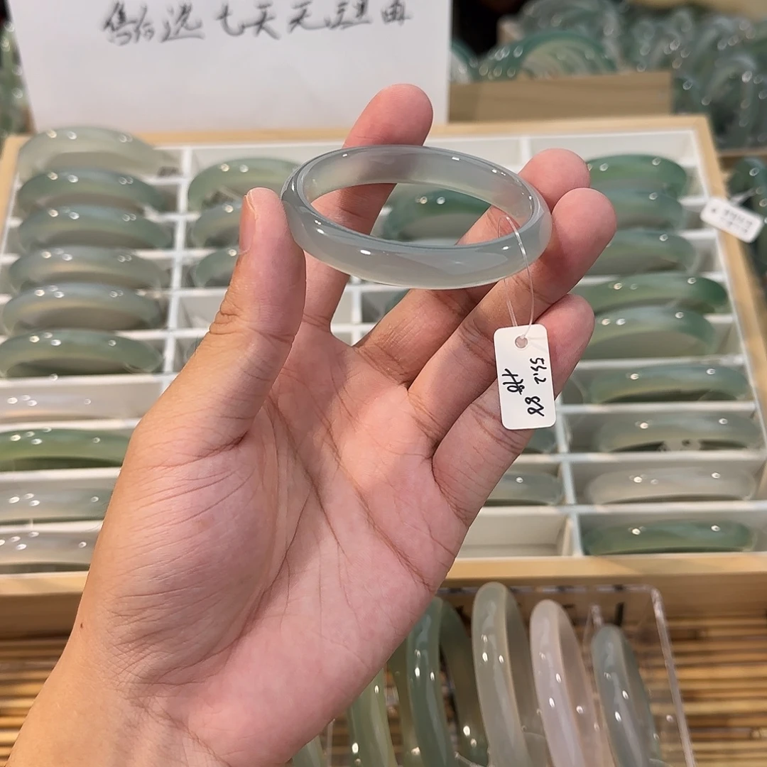 玛瑙/玉髓未镶嵌手镯圈口53.2