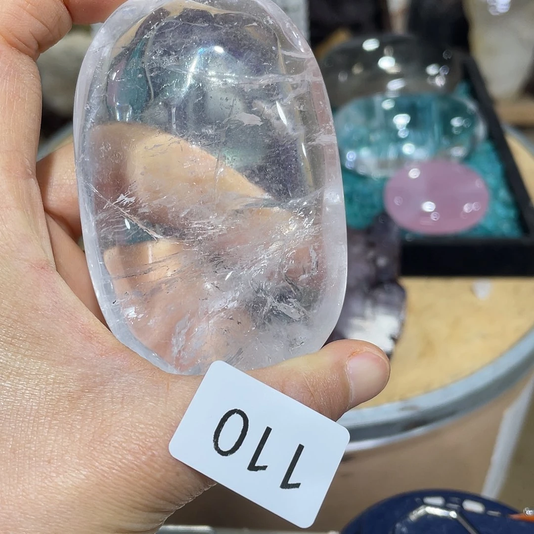 水晶摆件……未镶嵌