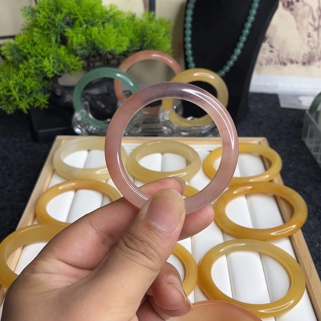 未镶嵌手镯石英质玉2360