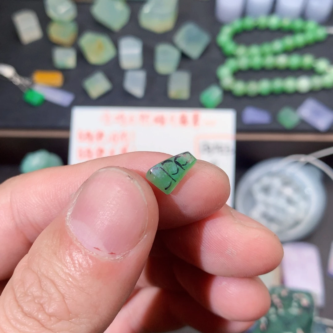 未镶嵌定制翡翠50