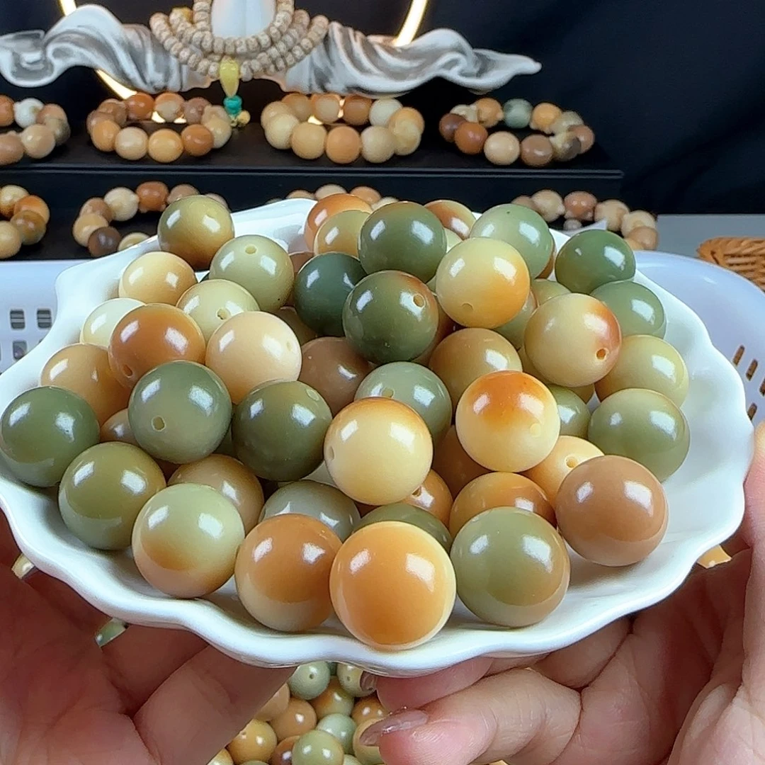 菩提根/象牙果手串卡18多宝圆50颗（不挑颜色）