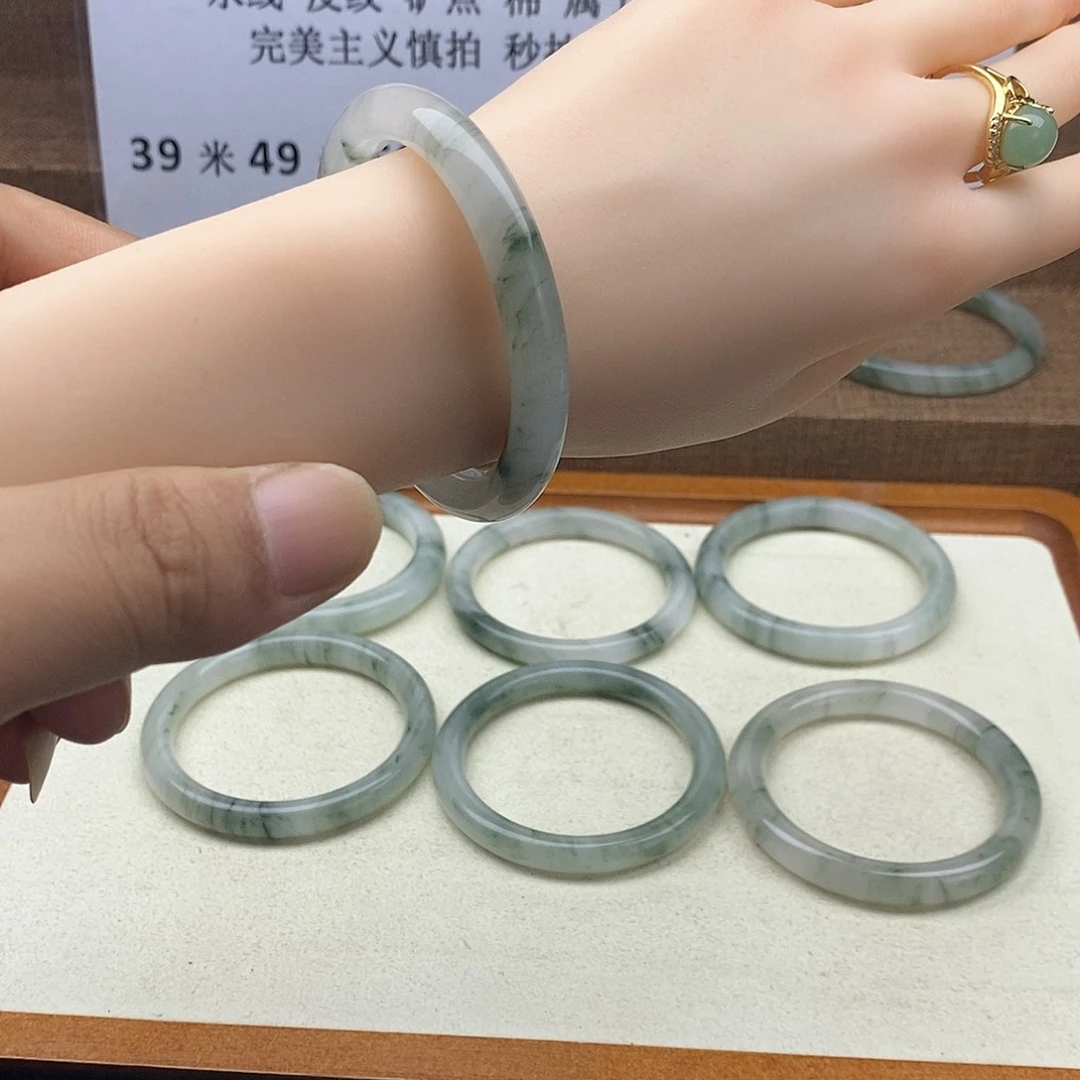 未镶嵌手镯石英质玉2037